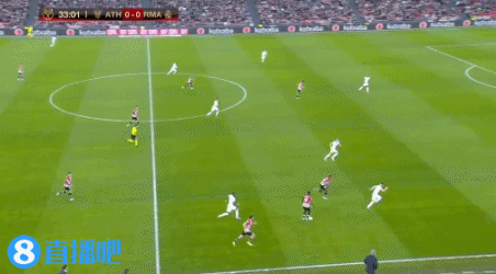 阿斯报预测巴萨首发：克里斯滕森左边卫、拉菲左路、莱万突前