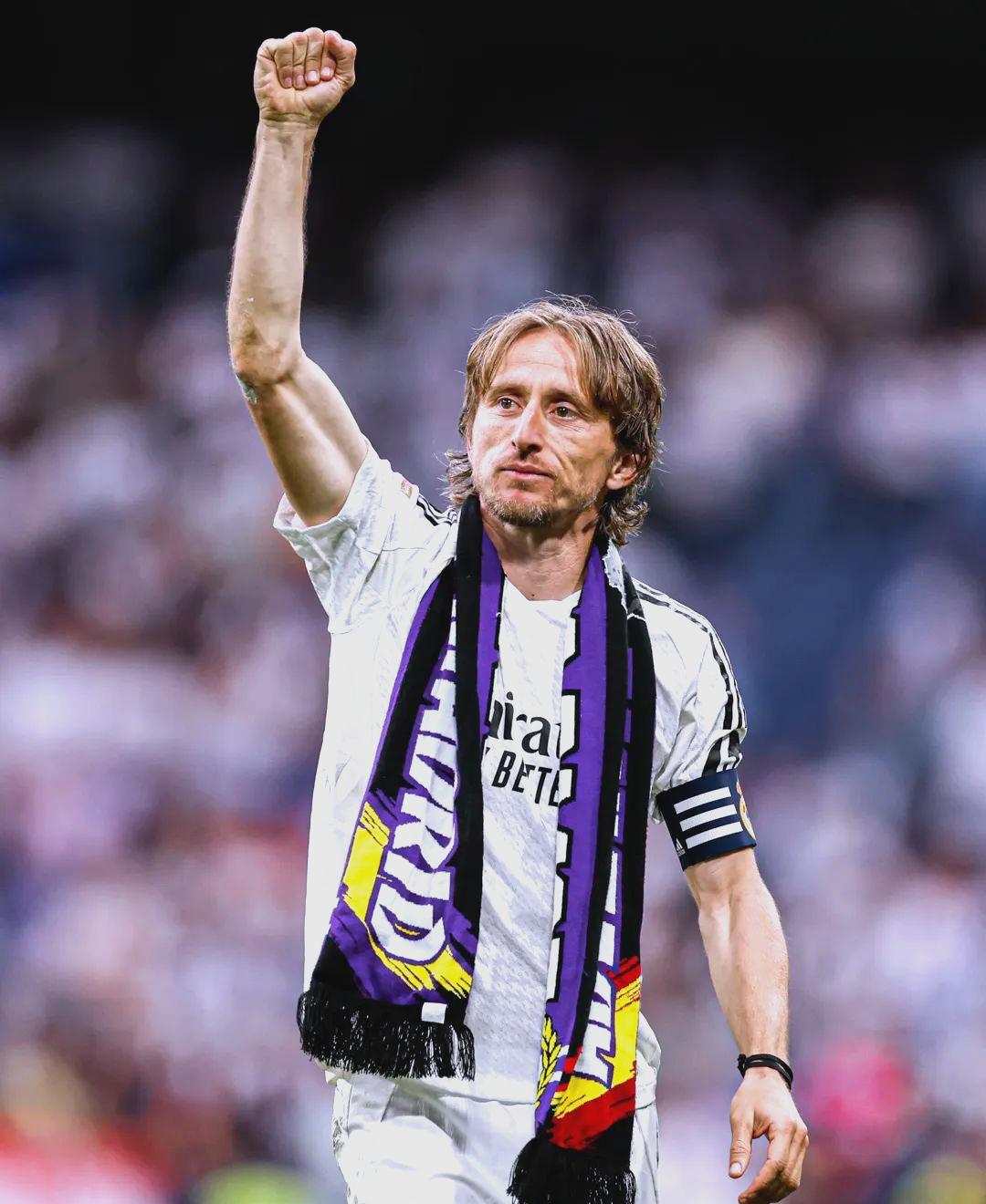 德甲前瞻：多特蒙德联赛主场不败，霍芬海姆进攻火力强劲