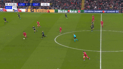 魔鬼赛程前闹内讧！利物浦遭遇四大危机，争四成球队终极目标